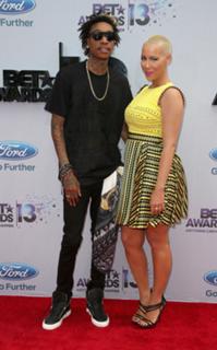 Amber Rose feet photo thumbnail