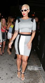 Amber Rose feet photo thumbnail