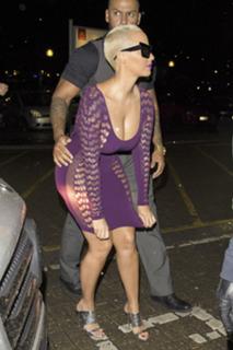 Amber Rose feet photo thumbnail