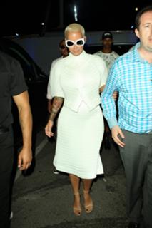 Amber Rose feet photo thumbnail