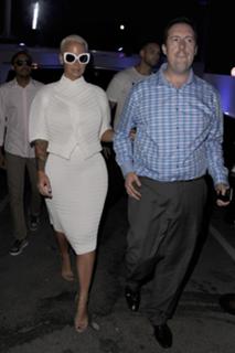 Amber Rose feet photo thumbnail