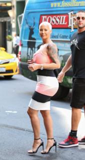 Amber Rose feet photo thumbnail
