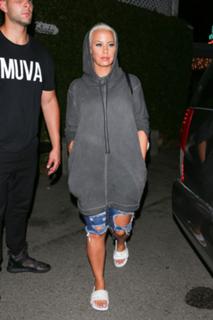Amber Rose feet photo thumbnail