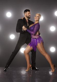 Amber Rose feet photo thumbnail