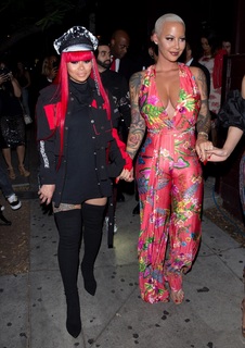 Amber Rose feet photo thumbnail