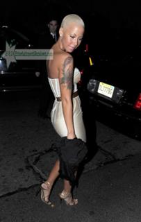 Amber Rose feet photo thumbnail