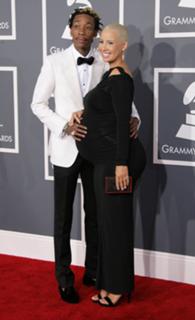 Amber Rose feet photo thumbnail