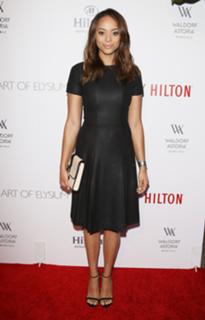 Amber Stevens West feet photo thumbnail