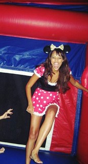 Amber Stevens West feet photo thumbnail