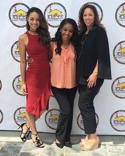 Amber Stevens West feet photo thumbnail