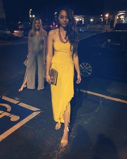 Amber Stevens West feet photo thumbnail