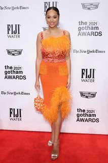 Amber Stevens West feet photo thumbnail