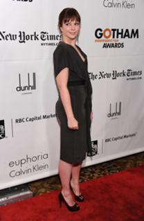 Amber Tamblyn feet photo thumbnail