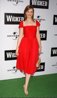 Amber Tamblyn feet photo thumbnail