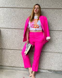 Amber Tamblyn feet photo thumbnail