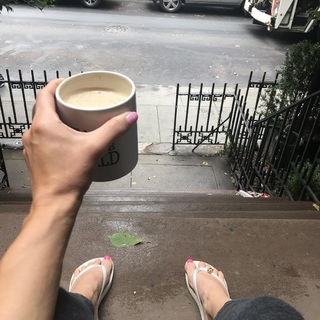 Amber Theoharis feet photo 10