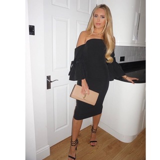 Amber Turner feet photo thumbnail