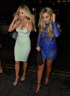 Amber Turner feet photo thumbnail