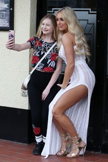 Amber Turner feet photo thumbnail