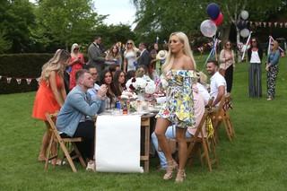 Amber Turner feet photo thumbnail