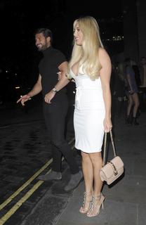 Amber Turner feet photo thumbnail