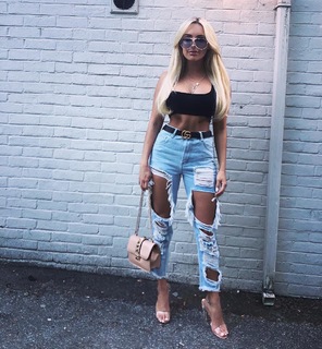 Amber Turner feet photo thumbnail