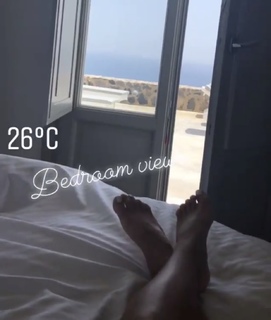 Amber Turner feet photo thumbnail