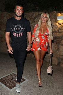 Amber Turner feet photo thumbnail