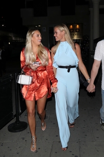 Amber Turner feet photo thumbnail