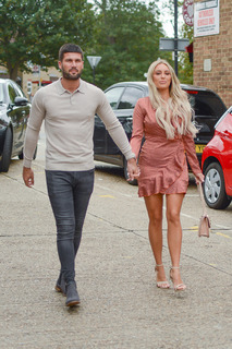 Amber Turner feet photo thumbnail