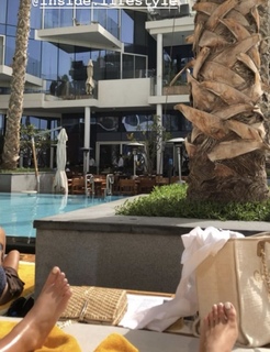 Amber Turner feet photo thumbnail