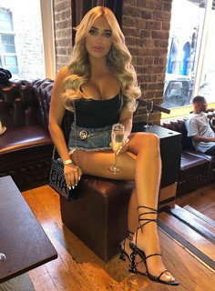 Amber Turner feet photo thumbnail