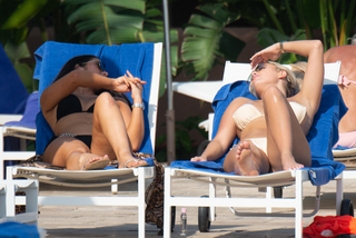 Amber Turner feet photo thumbnail