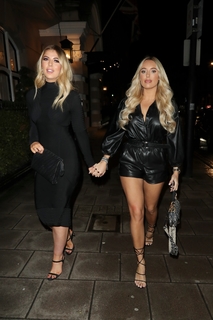 Amber Turner feet photo thumbnail