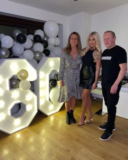 Amber Turner feet photo thumbnail