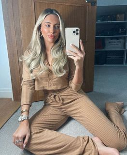 Amber Turner feet photo thumbnail