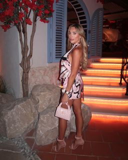 Amber Turner feet photo thumbnail