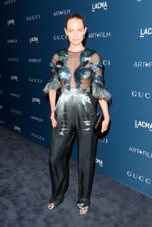 Amber Valletta feet photo thumbnail