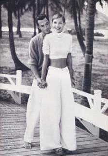 Amber Valletta feet photo thumbnail