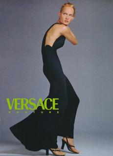 Amber Valletta feet photo thumbnail
