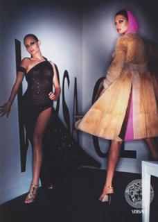 Amber Valletta feet photo thumbnail