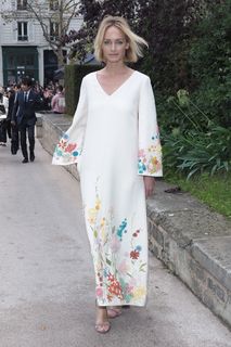 Amber Valletta feet photo thumbnail