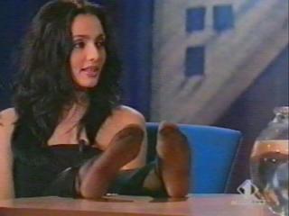 Ambra Angiolini feet photo thumbnail