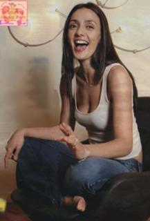 Ambra Angiolini feet photo thumbnail