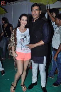 Ameesha Patel feet photo thumbnail