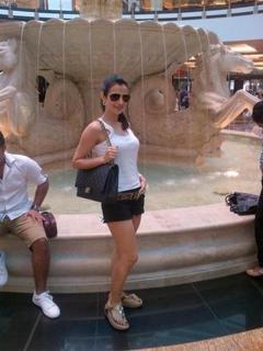 Ameesha Patel feet photo thumbnail