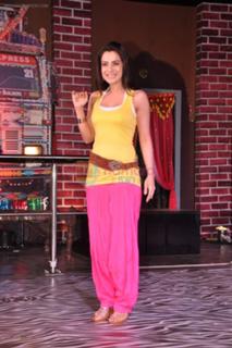 Ameesha Patel feet photo thumbnail