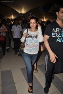 Ameesha Patel feet photo thumbnail