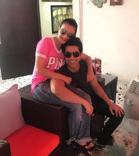 Ameesha Patel feet photo thumbnail