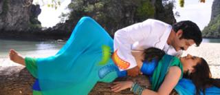Ameesha Patel feet photo thumbnail